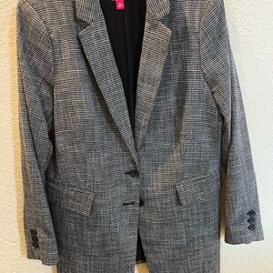 Vince Camuto blazer, women’s size 12.